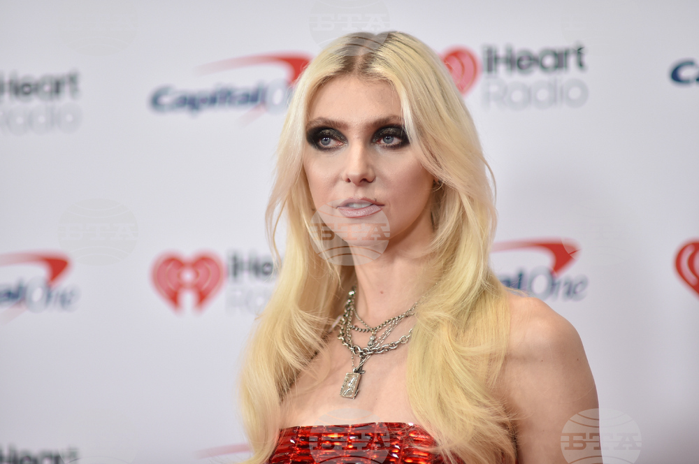 2025 iHeartRadio Jingle Ball - Los Angeles - Arrivals
