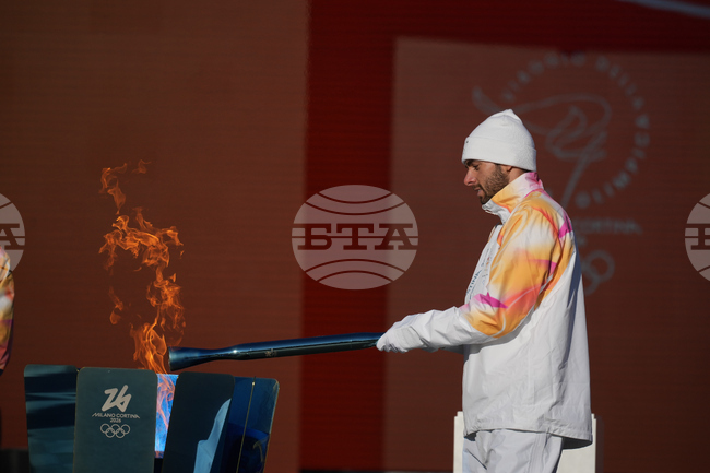 Олимпийският огън започна своята щафета в Рим, ще пропътува 12 000 км и 300 града за 63 дни