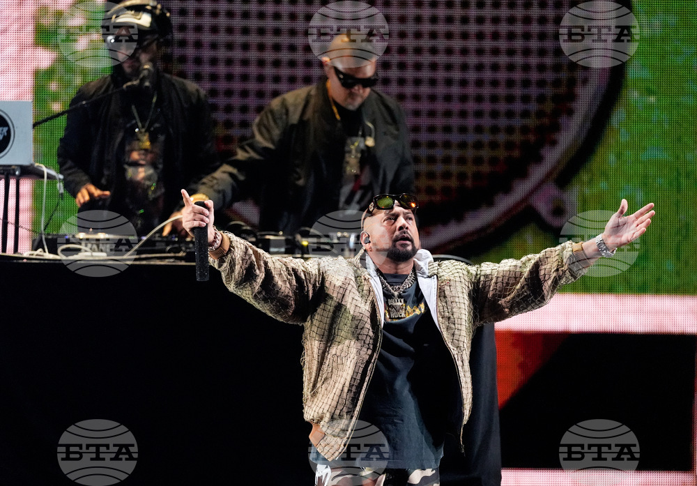 2025 iHeartRadio Jingle Ball - Los Angeles - Show