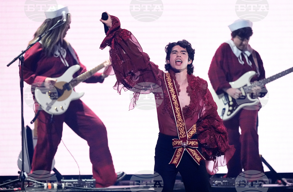 2025 iHeartRadio Jingle Ball - Los Angeles - Show