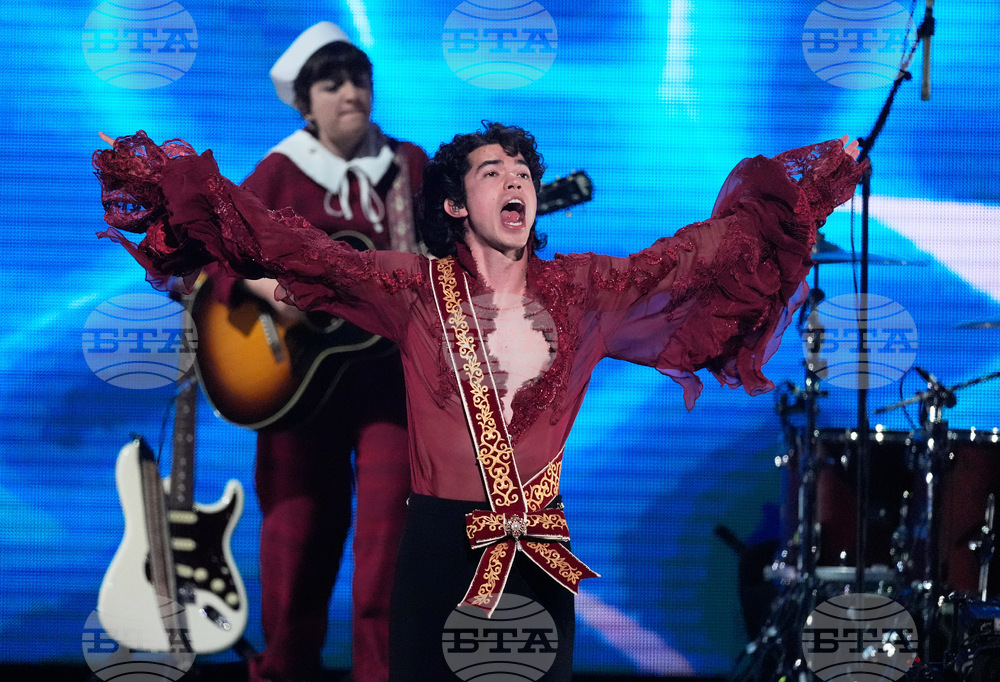 2025 iHeartRadio Jingle Ball - Los Angeles - Show