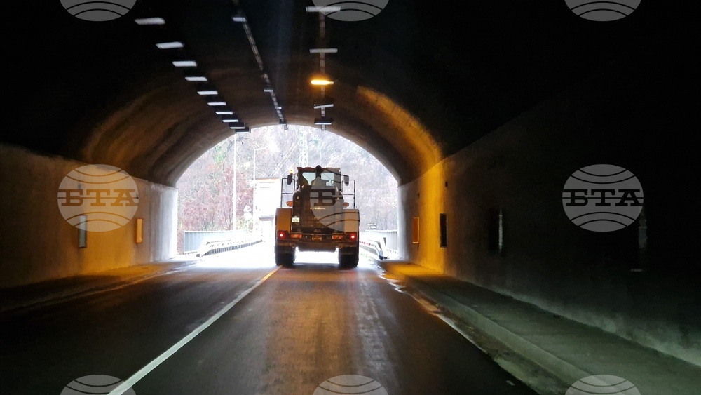 Асеновград-Смолян - свлачище - път