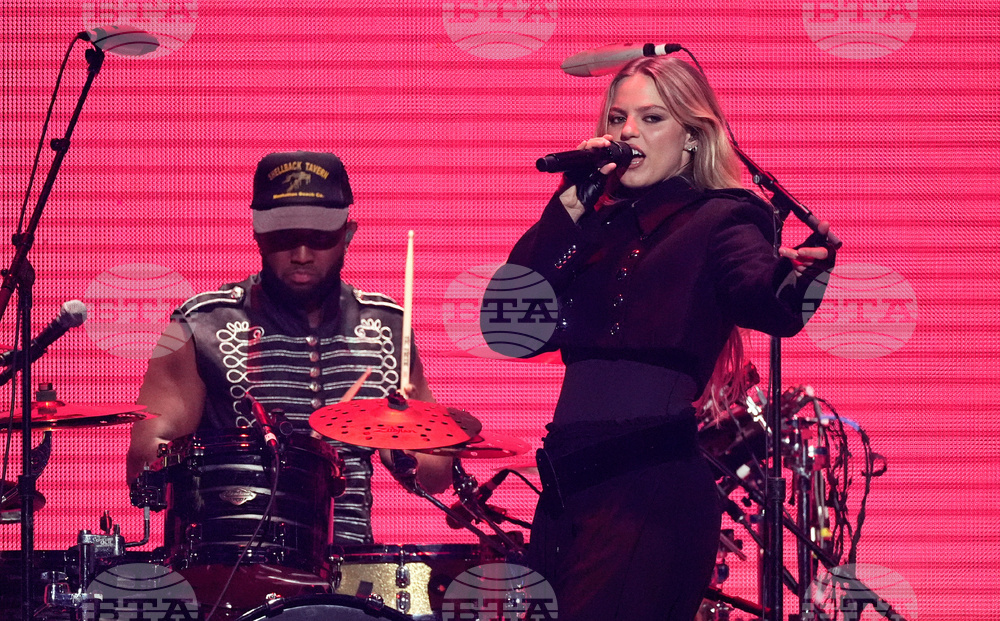 2025 iHeartRadio Jingle Ball - Los Angeles - Show