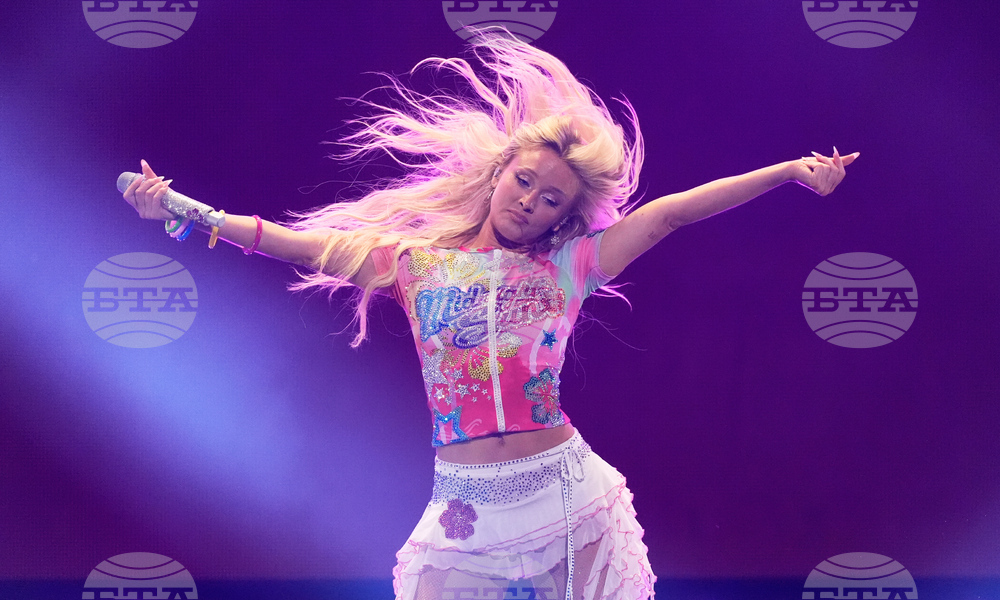 2025 iHeartRadio Jingle Ball - Los Angeles - Show