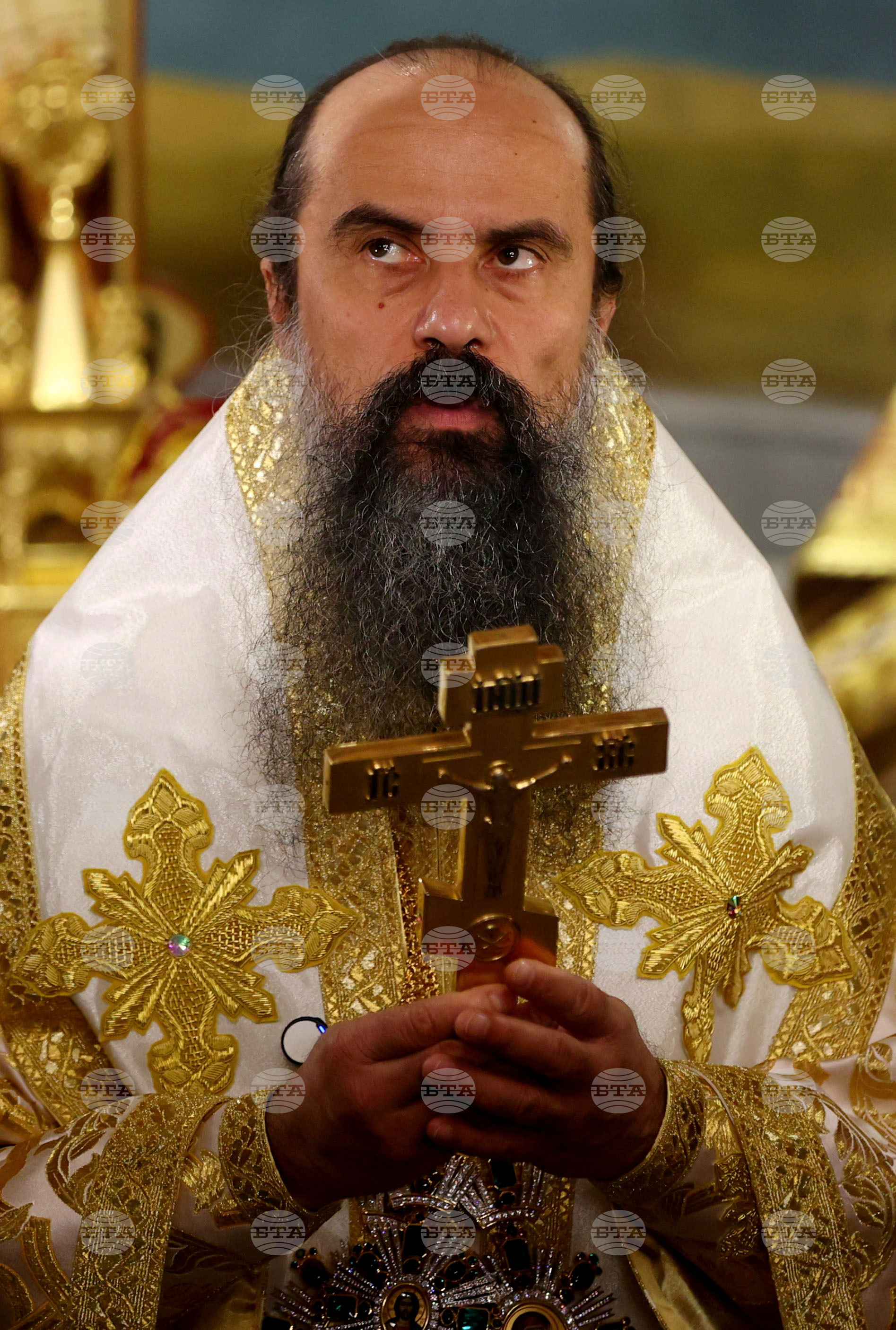 Митрополитски храм „Св. Николай Мирликийски“ - света литургия