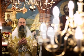 Митрополитски храм „Св. Николай Мирликийски“ - света литургия