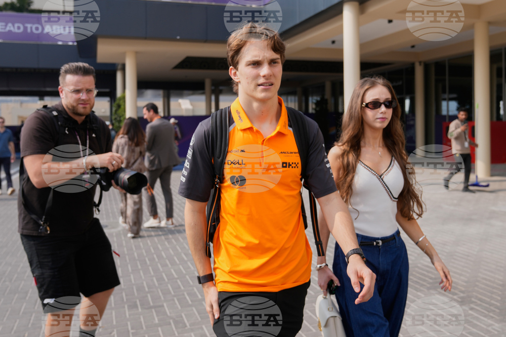 Abu Dhabi F1 GP Auto Racing