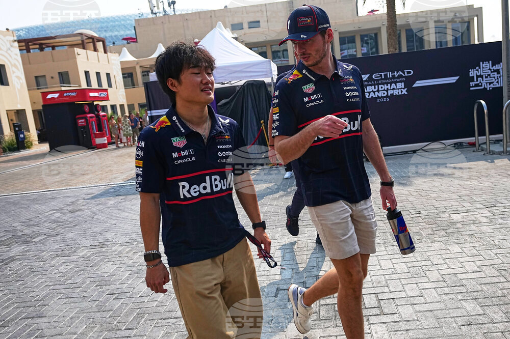 Abu Dhabi F1 GP Auto Racing