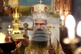 Митрополитски храм „Св. Николай Мирликийски“ - света литургия