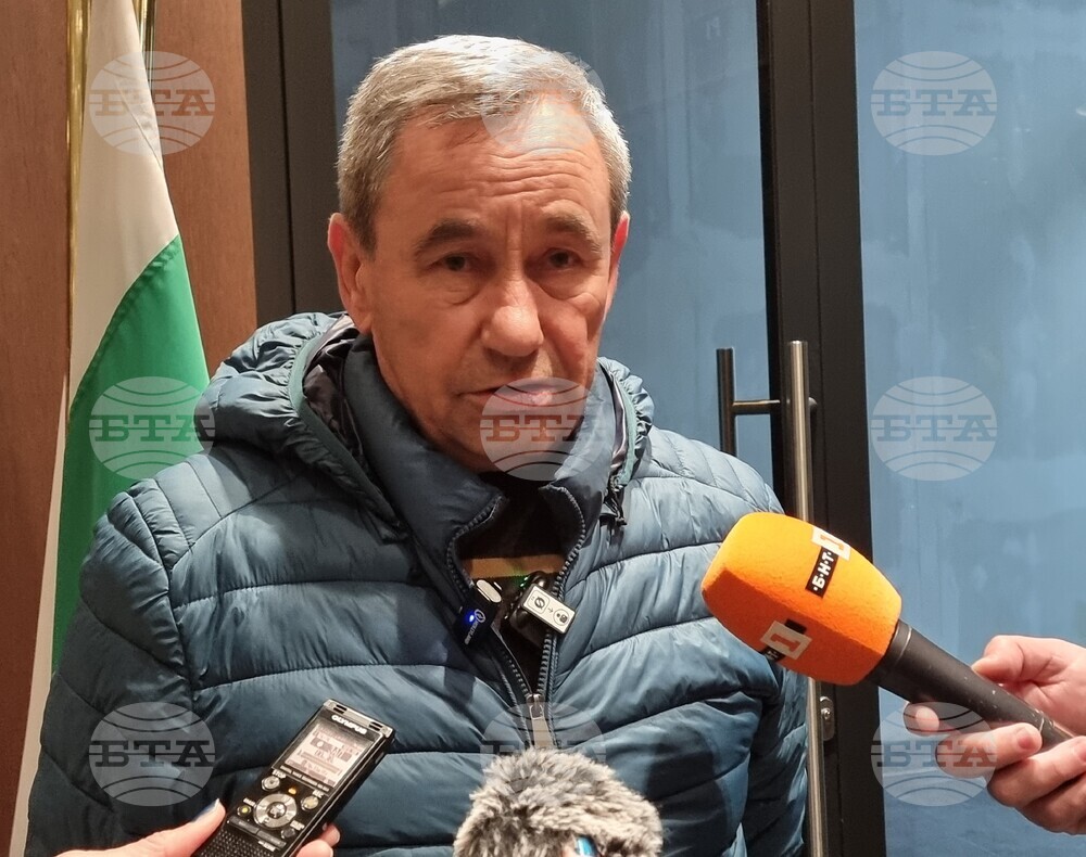 По дипломатически път трябва да се уточни защо танкерът Kairos е докаран в български води, каза Румен Николов от "Морска администрация" 