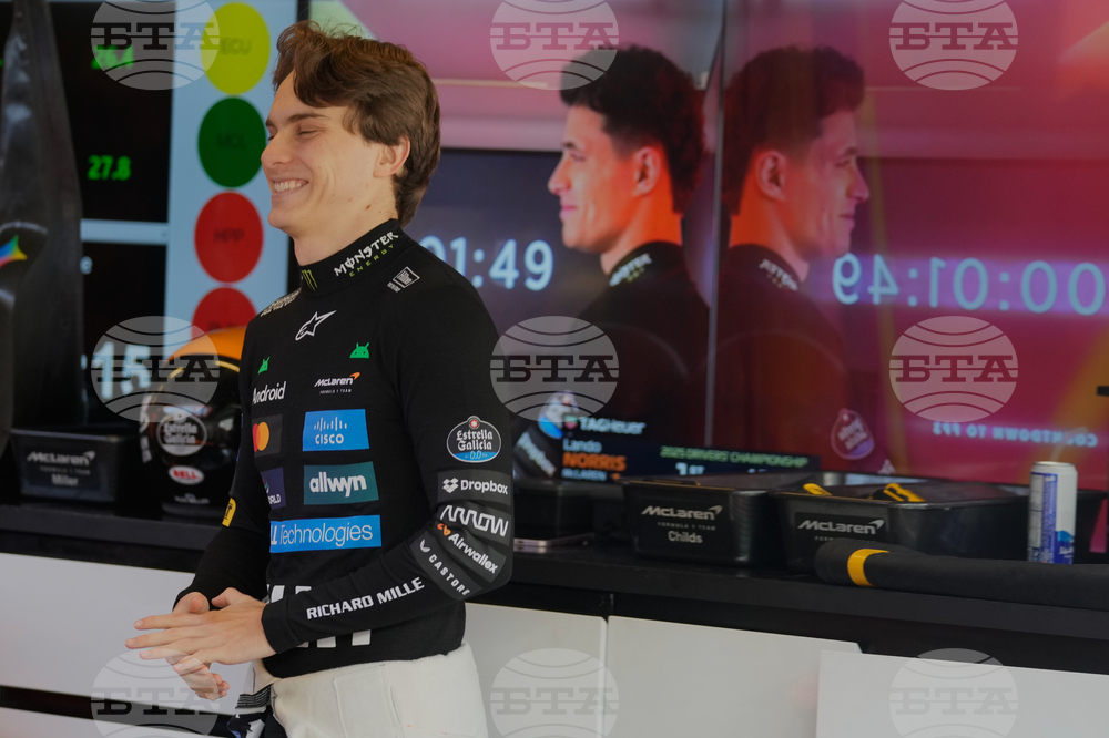 Abu Dhabi F1 GP Auto Racing