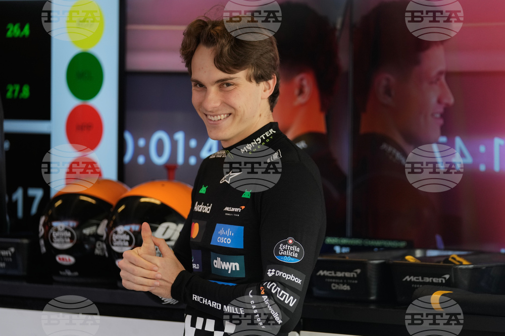 Abu Dhabi F1 GP Auto Racing