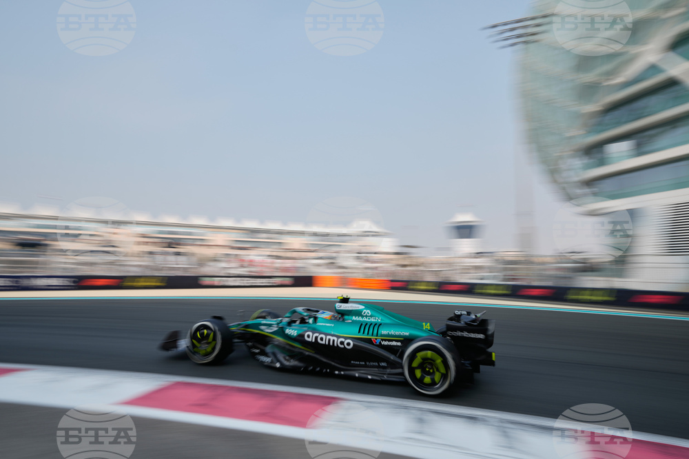 Abu Dhabi F1 GP Auto Racing