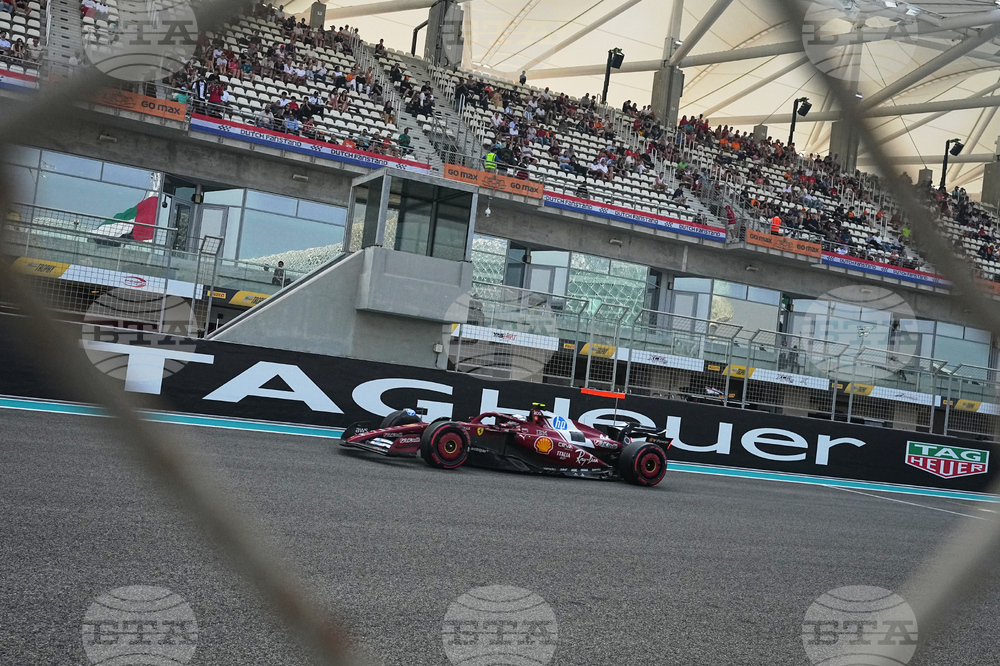 Abu Dhabi F1 GP Auto Racing