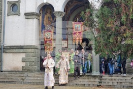 Ямбол - литийно шествие - икона с мощи на свети Николай Мирликийски Чудотворец