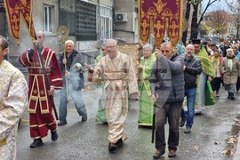 Ямбол - литийно шествие - икона с мощи на свети Николай Мирликийски Чудотворец