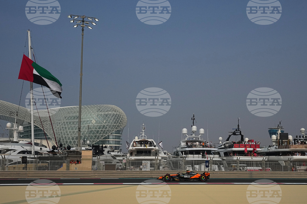 Abu Dhabi F1 GP Auto Racing