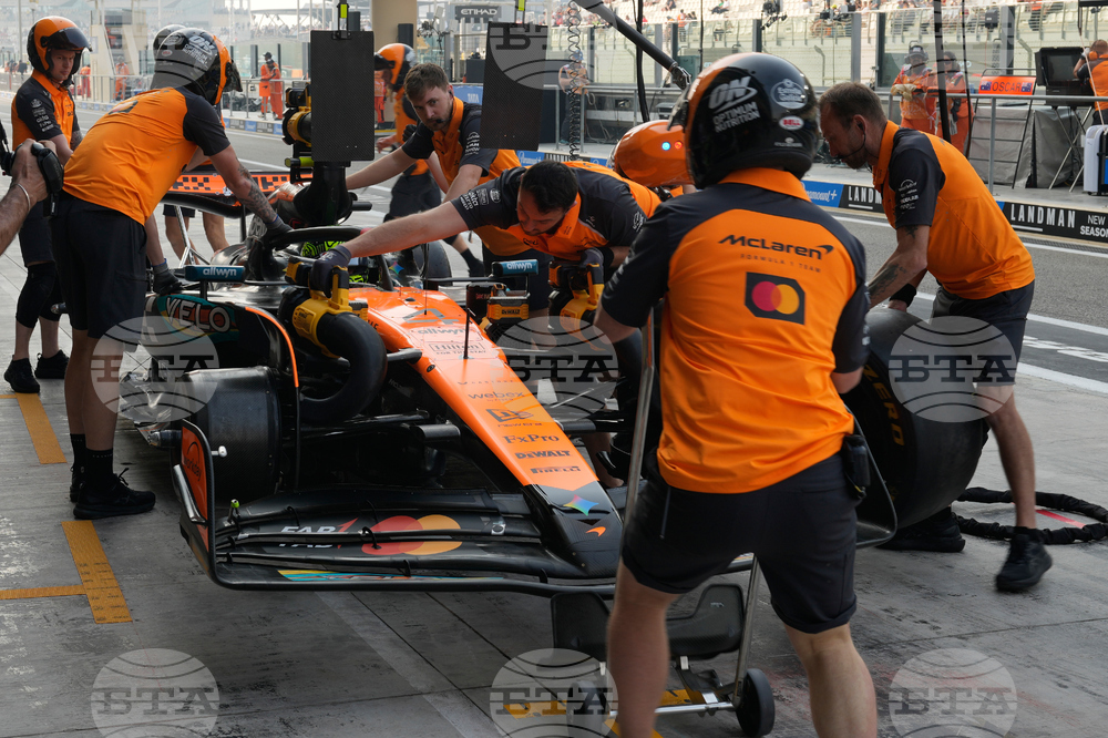 Abu Dhabi F1 GP Auto Racing