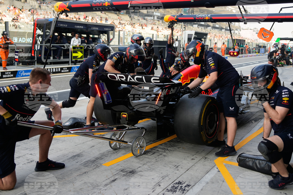 Abu Dhabi F1 GP Auto Racing