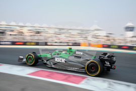 Abu Dhabi F1 GP Auto Racing