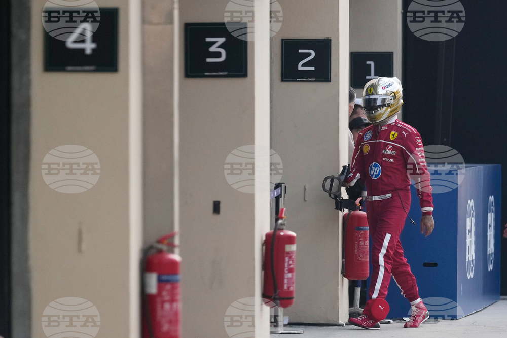 Abu Dhabi F1 GP Auto Racing