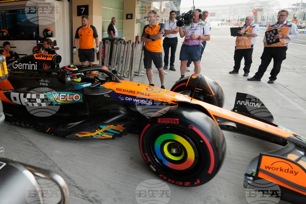 Abu Dhabi F1 GP Auto Racing