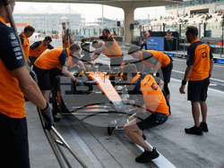 Abu Dhabi F1 GP Auto Racing