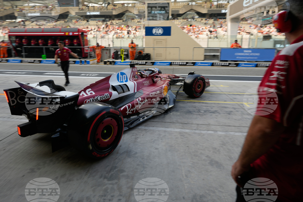 Abu Dhabi F1 GP Auto Racing