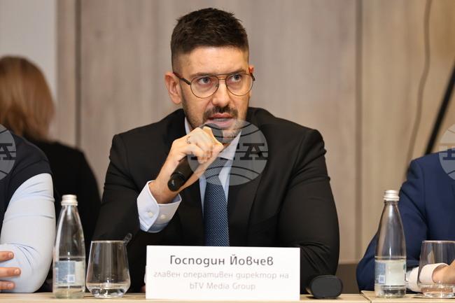 Подкрепата на медиите означава отразяване на фактите, а не изопачаването им, каза главният оперативен директор на bTV Media Group Господин Йовчев на форум на БТА