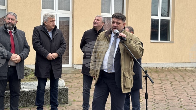 В деня на своя празник в Николаево поставиха началото на проект за реконструкция на основни пътни артерии