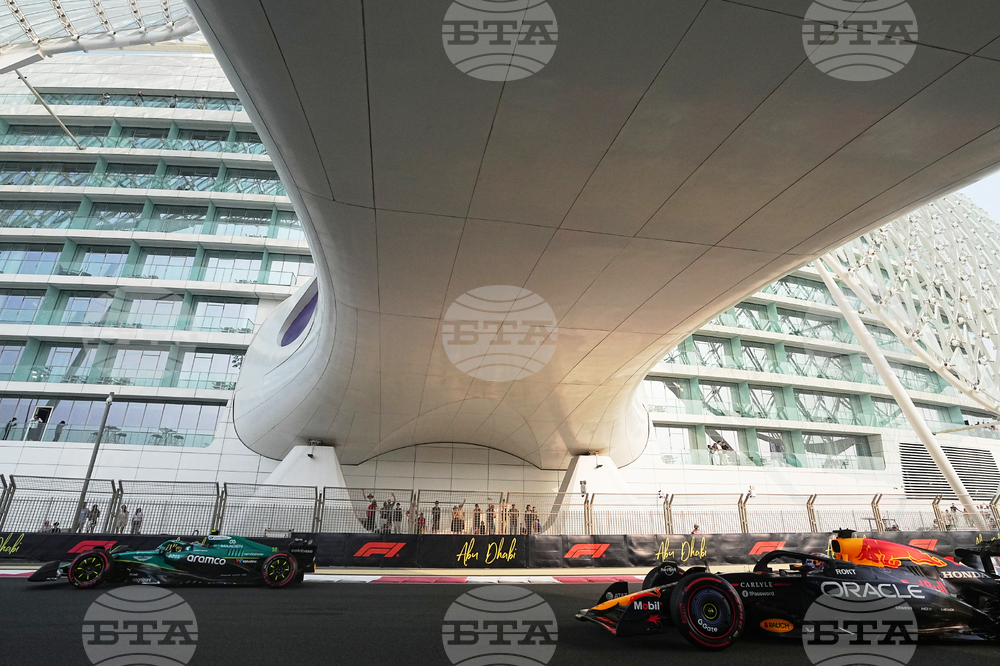 Abu Dhabi F1 GP Auto Racing