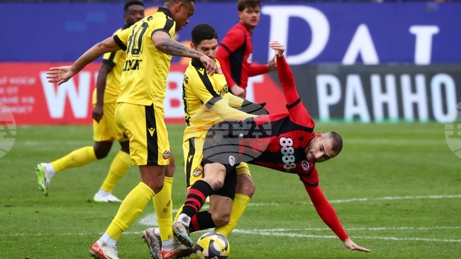 Локомотив София победи Ботев Пловдив 