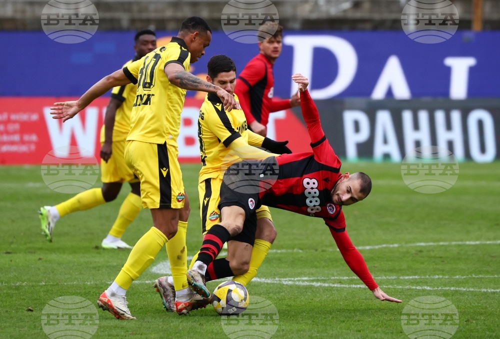 Футбол - Локомотив София - Ботев Пловдив