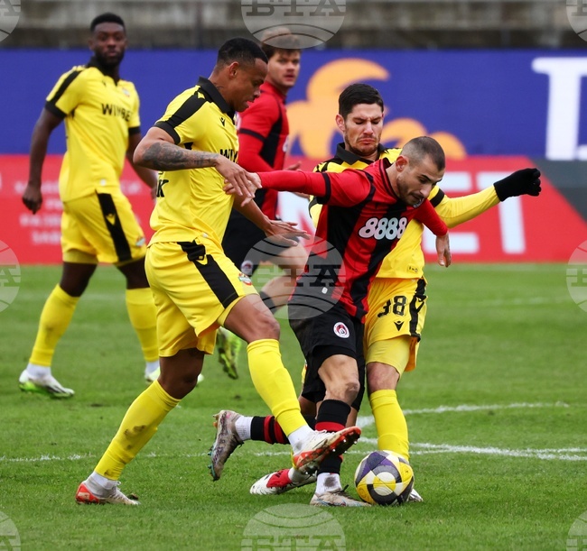 Ботев (Пловдив) и Локомотив (София) уредиха контролна среща