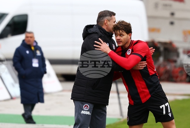 Локомотив София не успя да победи Септември, Станислав Генчев обяви, че си тръгва от "Надежда"