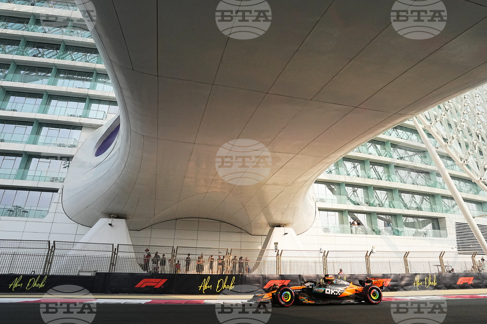 Abu Dhabi F1 GP Auto Racing