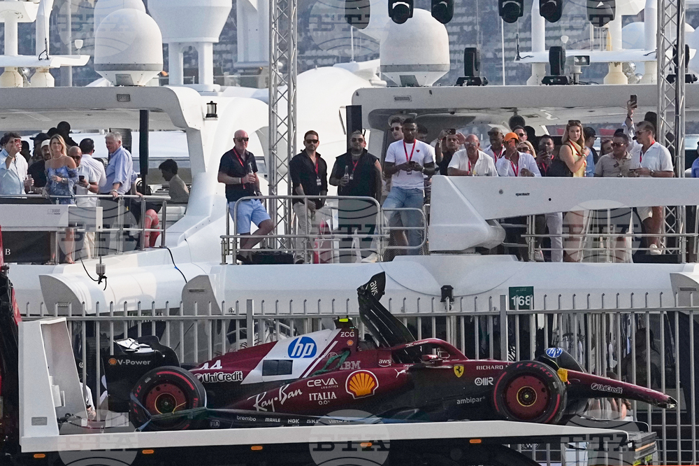 Abu Dhabi F1 GP Auto Racing