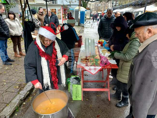 Безплатна рибена чорба раздадоха в Монтана за Никулден