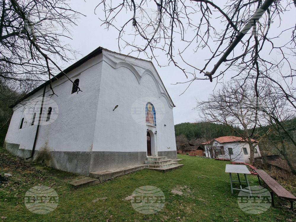 Село Неделкова Гращица - Никулден - литургия