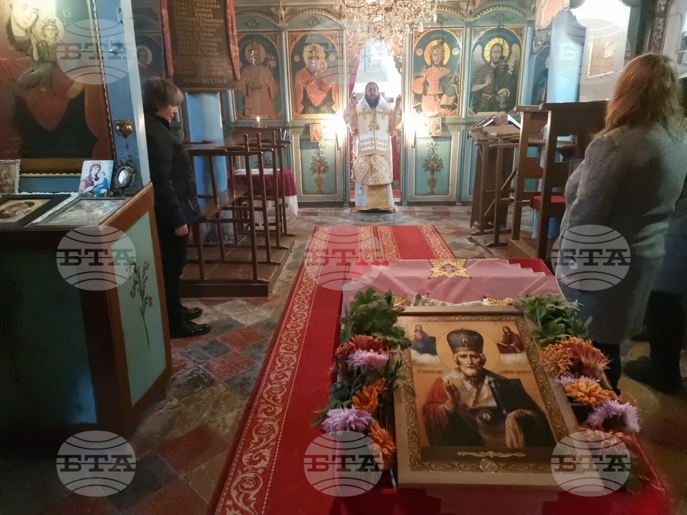 Село Неделкова Гращица - Никулден - литургия