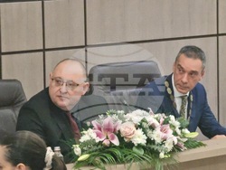 Бургас - „Почетен гражданин на Бургас“ - тържествено заседание на Общински съвет