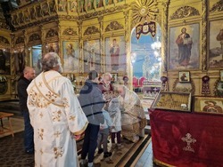 Разград - църква "Св. Николай Мирликийски Чудотворец" – света литургия