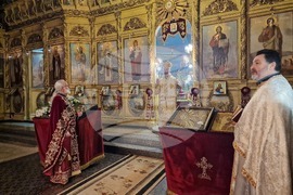 Разград - църква "Св. Николай Мирликийски Чудотворец" – света литургия