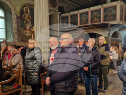 Разград - църква "Св. Николай Мирликийски Чудотворец" – света литургия
