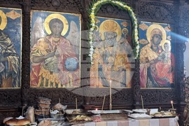 Плевен - църква "Свети Николай" - литургия