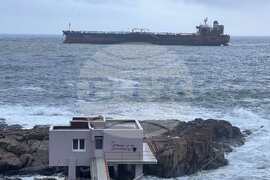 Ахтопол - танкер - бедствие