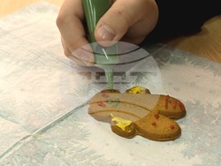 Сърбия - Българско неделно училище “ Любен Каравелов” - деца - работилници за изготвяне на подаръци и украса