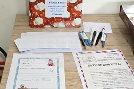 Сърбия - Българско неделно училище “ Любен Каравелов” - деца - работилници за изготвяне на подаръци и украса