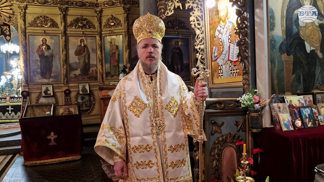 Следвайте примера на свети Николай, пазете чистотата и единството на вярата, обърна се към миряните в Разград Главиницкият епископ Макарий