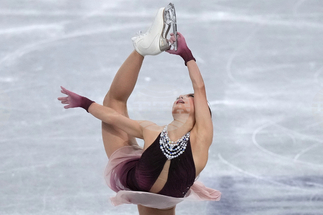 Международният кънки съюз ще представи през следващата година концепцията за обединен световен шампионат